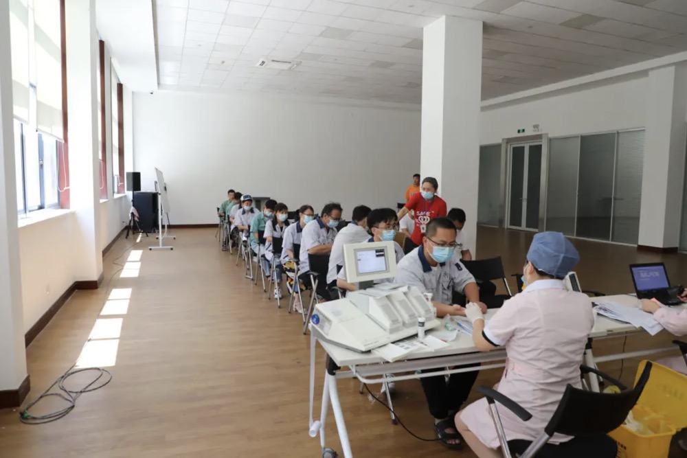 永鑫国际献血日——热的不只是天，还有那颗红色的心